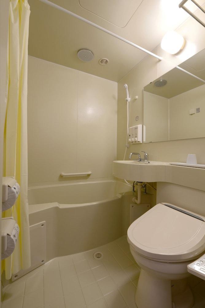 Toyoko Inn Saitama Iwatsuki Ekimae מראה חיצוני תמונה